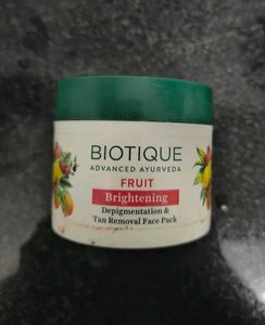 Biotique Fruit Brightening Face Mask