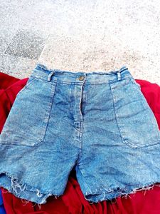 Crop Tee or denim shorts