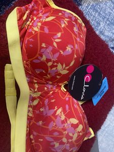 Clovia Red Floral Print Bra 32 B Light Padded