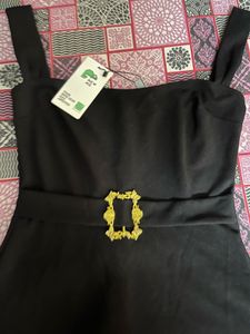 Black Square Neck Solid Mini Dress