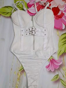 (1132)White Ribbed Bodysuit