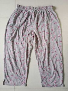 Women Nightsuit Pyjamas L Size