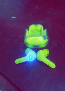 Earbuds Full Working And New With Original Tag