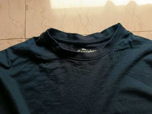 Black Crop Tshirt