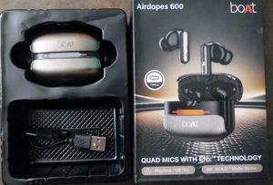 BoAt Airdopes 600 Golden Bluetooth Earbuds
