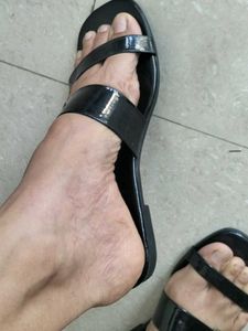 Zudio Black Flats