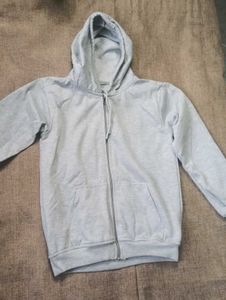 grey sweatshirt | not used