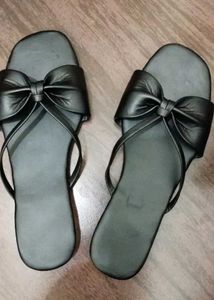 Two Slipper 🥿🥰