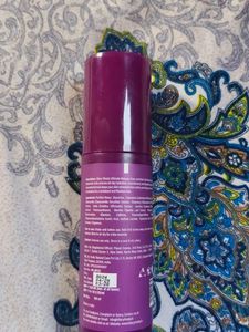 Hilary Rhoda Makeup Fixer