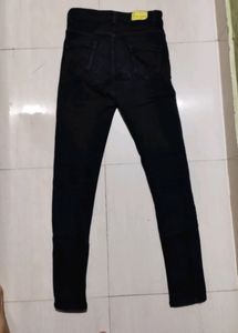 Black Skinny Jeans For Womens