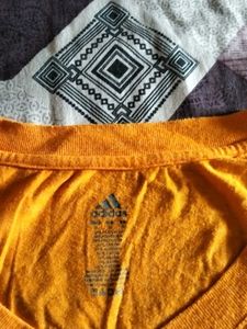 Girls T-shirt