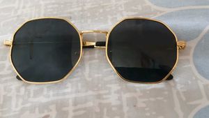 Gorgeous Sunglasses In Golden Frame