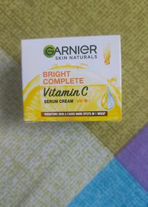 Garnier Cream (Bright Complete)