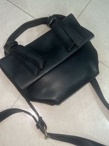 Miniso Black Sling Bag