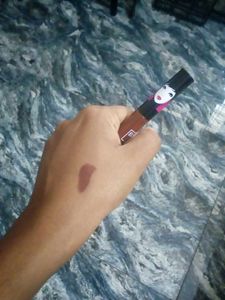 ELLE 18 Nutty Latte Liquid Lipstick