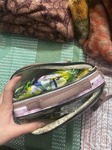 New unused Sling Multicolour Bag