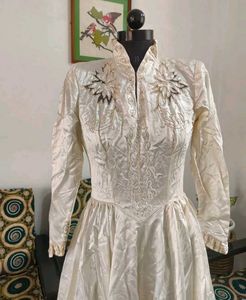 Vintage Satin Wedding Gown 😍
