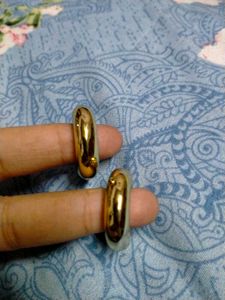 ✨Gold Hoop Earrings✨