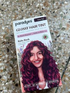 Paradyes Deep Red Hair Tint and free cherry coke t