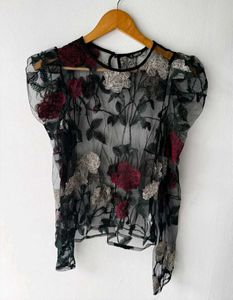Fitted Top (Women)