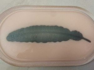 Resin Feather Tray
