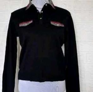 Beaitfult Top. For Women.