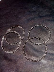 Silver Tone Bangle Set