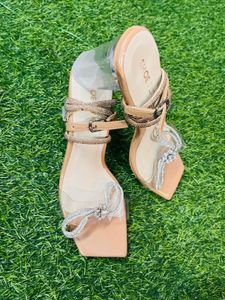 beautiful shoe flair Heel  👠 unused brand new