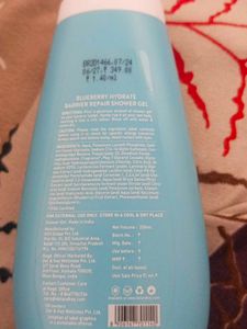 Dot &amp; Key and Yardley Shower Gels