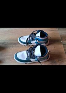 COMBO of 2,hopscotch and other Shoes 10 To 11 Year