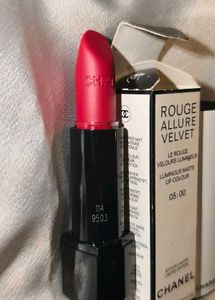 Chanel Rouge Allure Velvet Lipstick 05