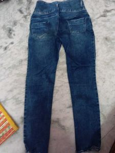 Skinny Ripped Jeans