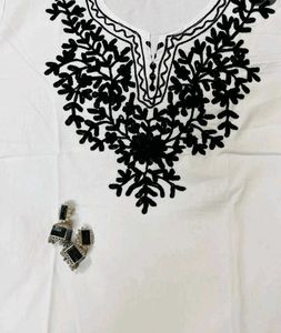 Elegant White Embroidered Kurta
