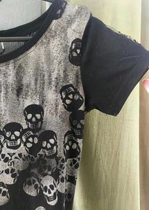 Skull Print T-Shirt