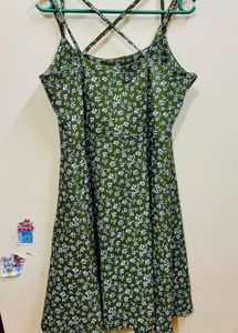 Ginger By Lifestyle Green Floral Printed Mini 👗