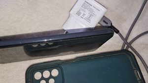 Samsung Smartphone - Great Condition!