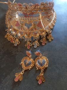 New Gold Pleated Nacklace Jewellery Set Pack Of 1