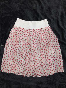 Apple Print White Skirt