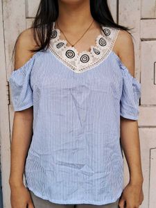 Style stone Blue & White Regular Top