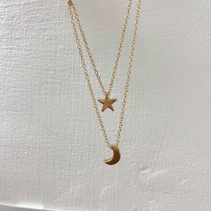 Minimal Gold Chains