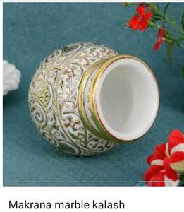 Makrana Marble Kalash