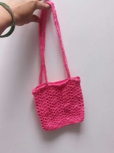 Pink crochet Handbag With Zip