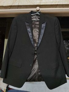 Elegant Black Blazer