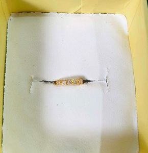 pure gold nose pin