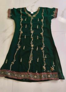 Green Embroidered Ethnic kurti