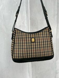 Vintage Daks Handbag In Very Good Condition