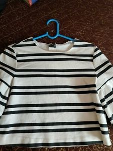 Bell Sleeve Top