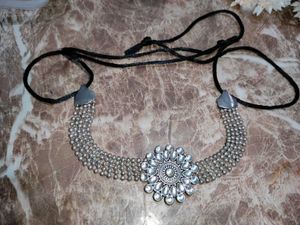 Silver Tone Statement Choker with earrings