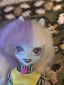 Equestrian  Girl  Doll