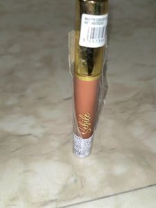 Makeup Revolution X Get Notices